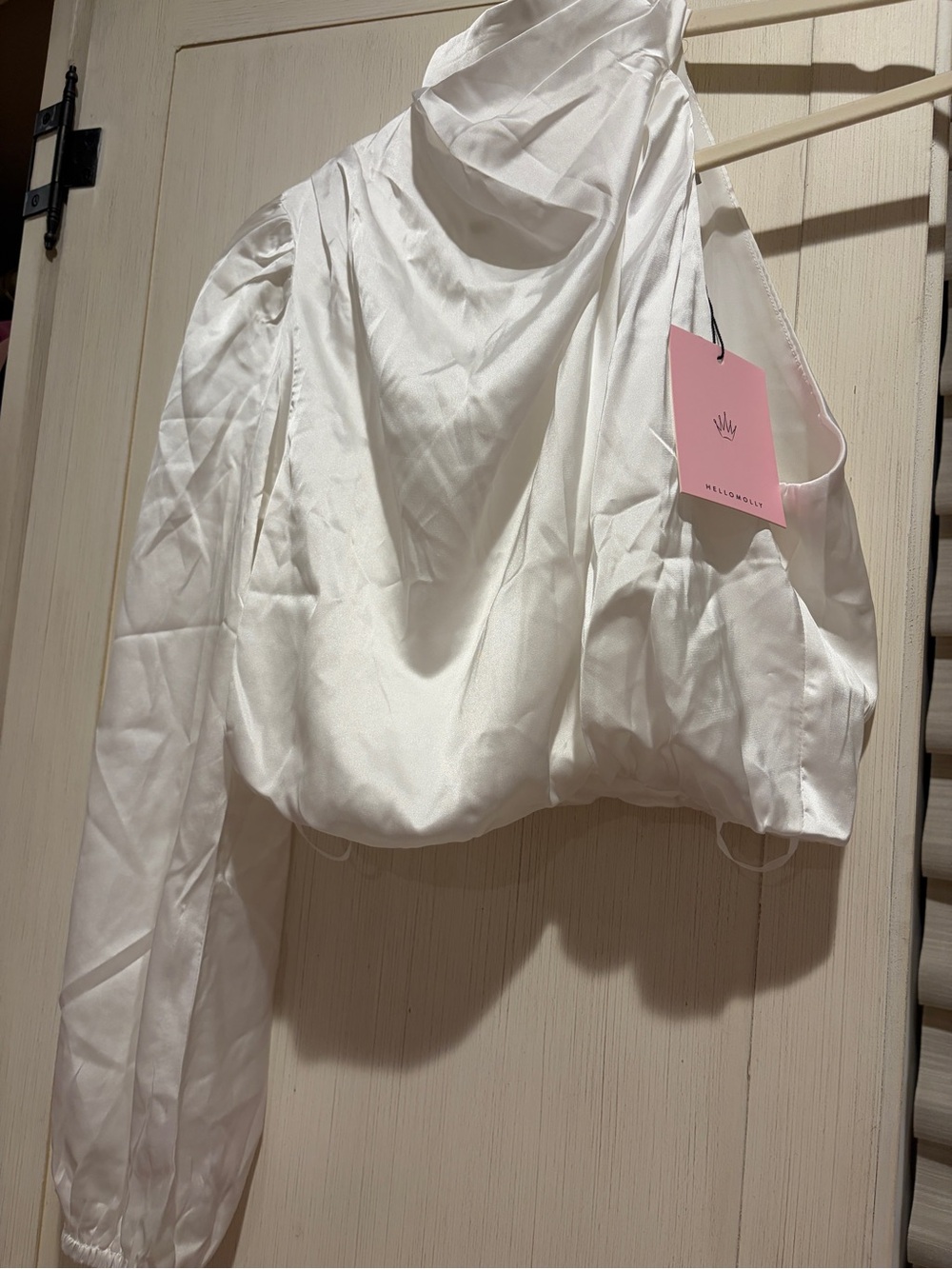 NWT Hello Molly White Asymmetric One-Sleeve Cropped Blouse
